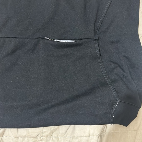 Men’s Nike 3/4 sleeve DriFit pullover - Picture 2 of 5